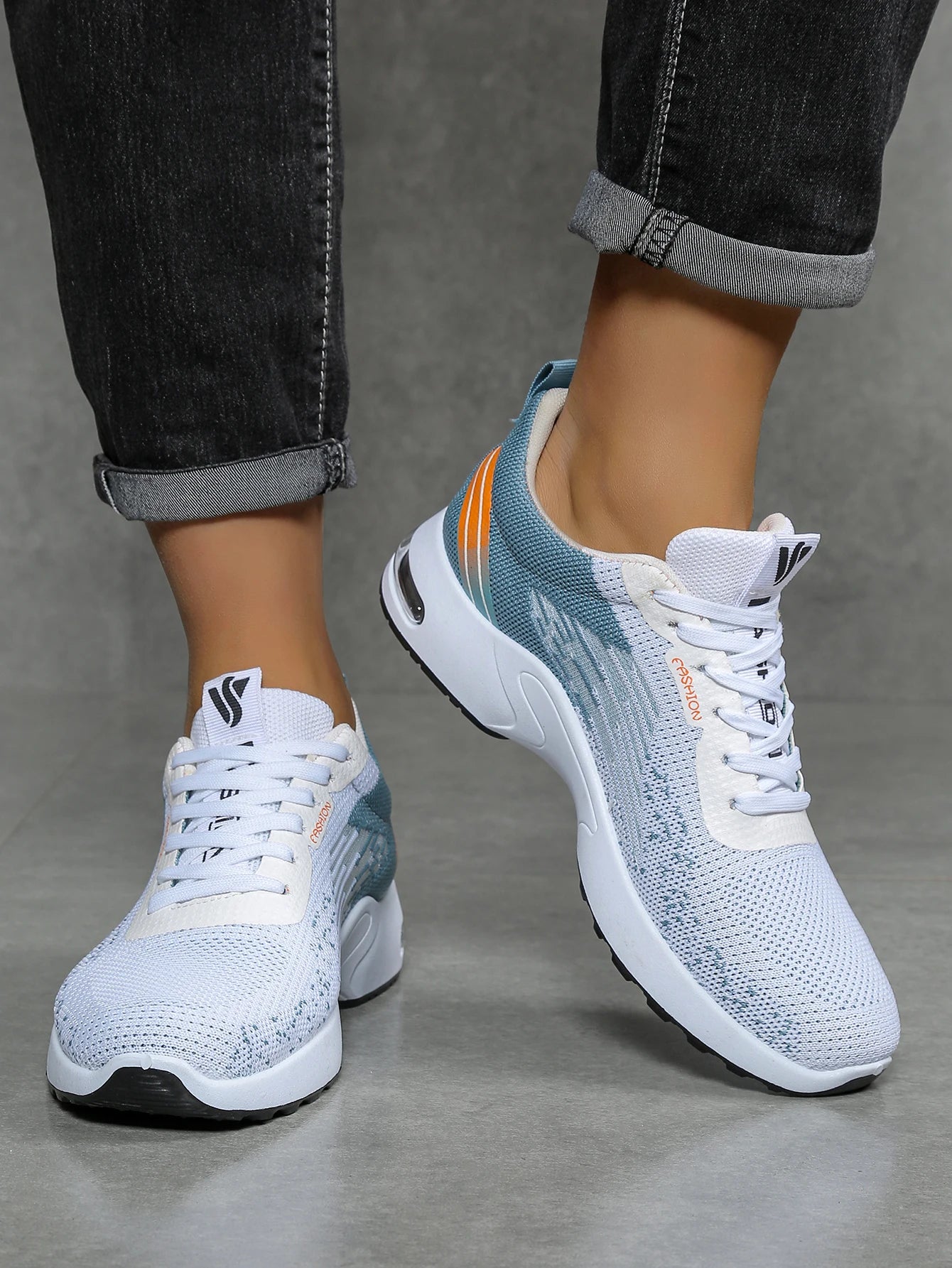 ZOOMNSTORE