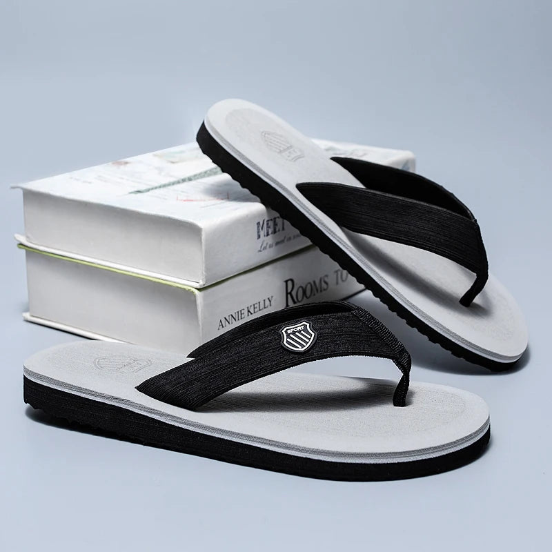 Hot Sale Men's Flip-flops Outdoor Casual Beach Slippers Soft Light Non-Slip Shoes Summer Slippers Men Shower 2024 Zapatos Hombre