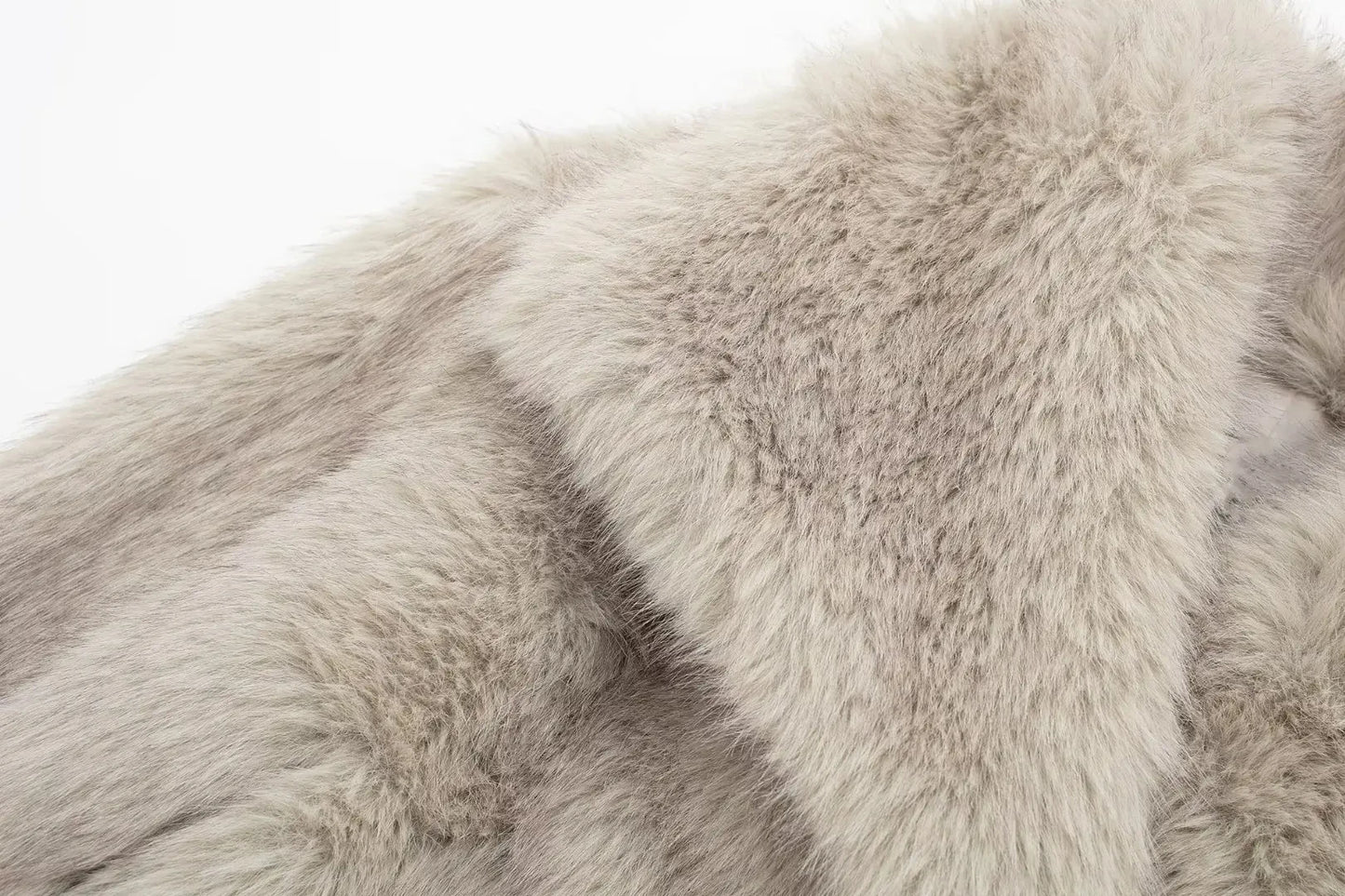 Faux Fur Coat Women’s Winter Jacket – Warm Fluffy Loose Lapel Outerwear