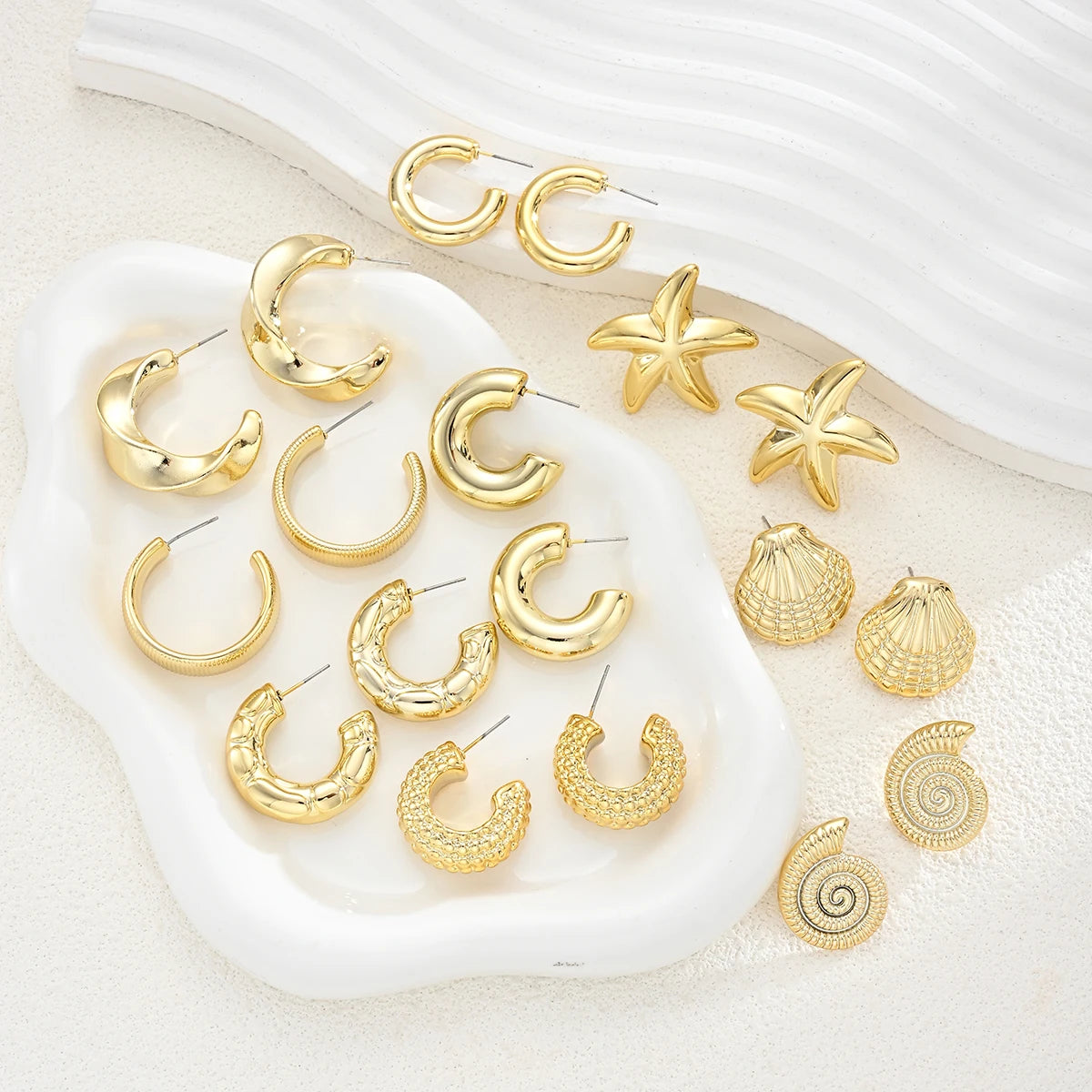 18-Piece Ocean Earring Set – Gold Starfish, Shell & Conch Hoops