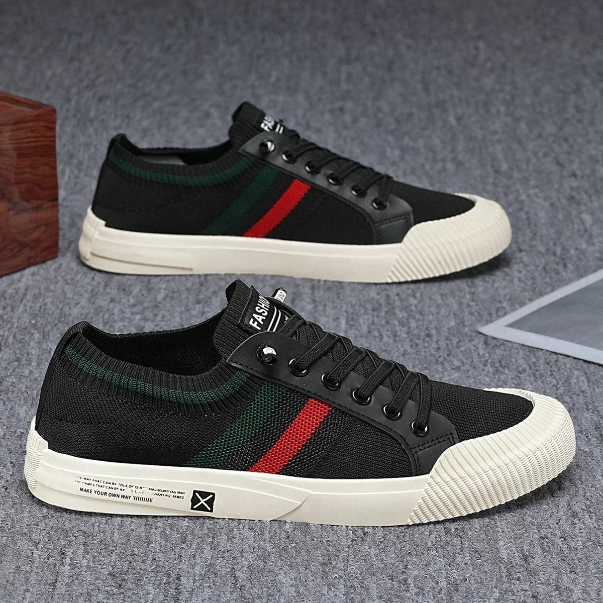 ZOOMNSTORE