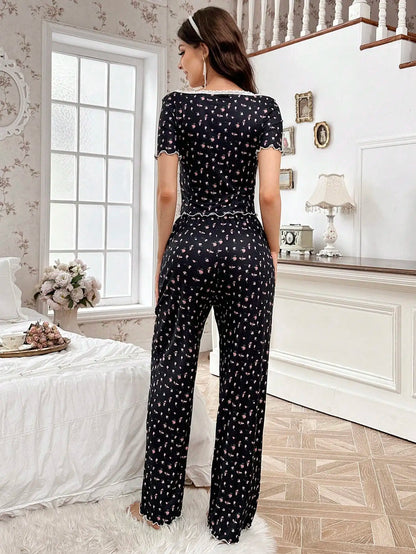 Women's Retro Floral Pajama Set for Autumn & Winter, Lace-Trimmed V-Neck Short-Sleeve & Long-Pant Set