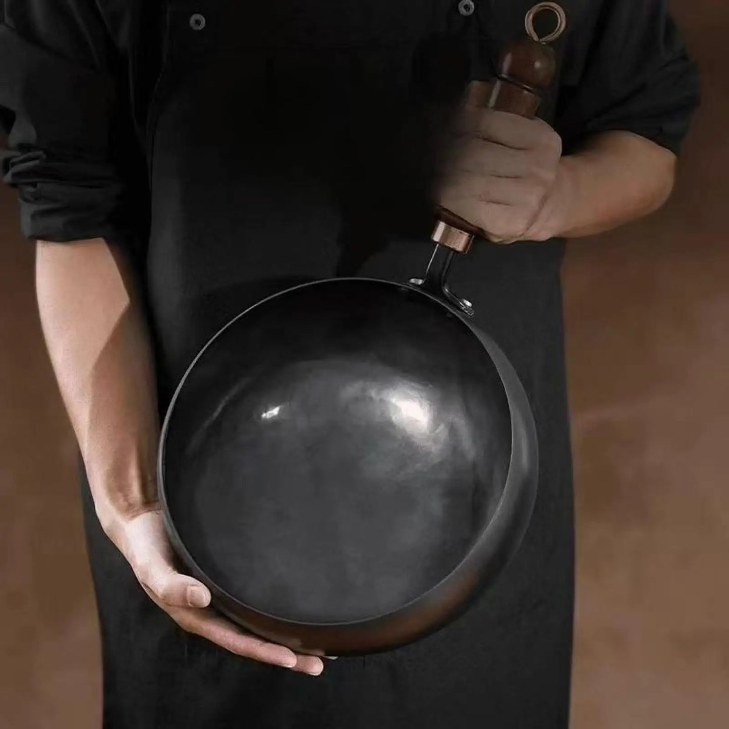 Nonstick Iron Wok with Wood Handle - Gas Stir Fry Pan for Home and Camping