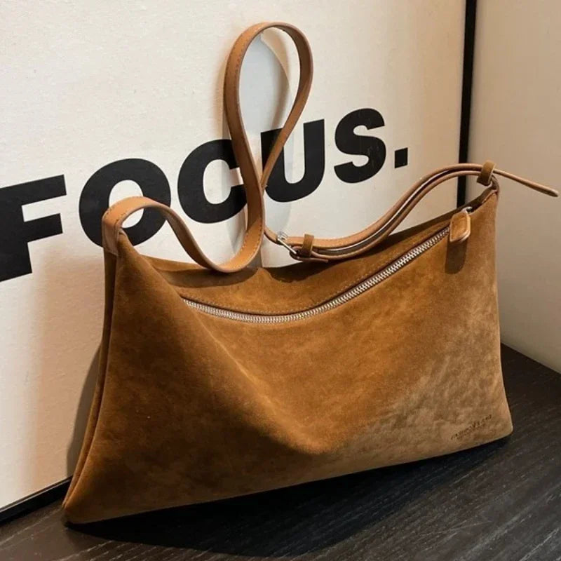 Retro Shoulder Bag – Women's Tote Bag With Large Capacity | Zipper Closure