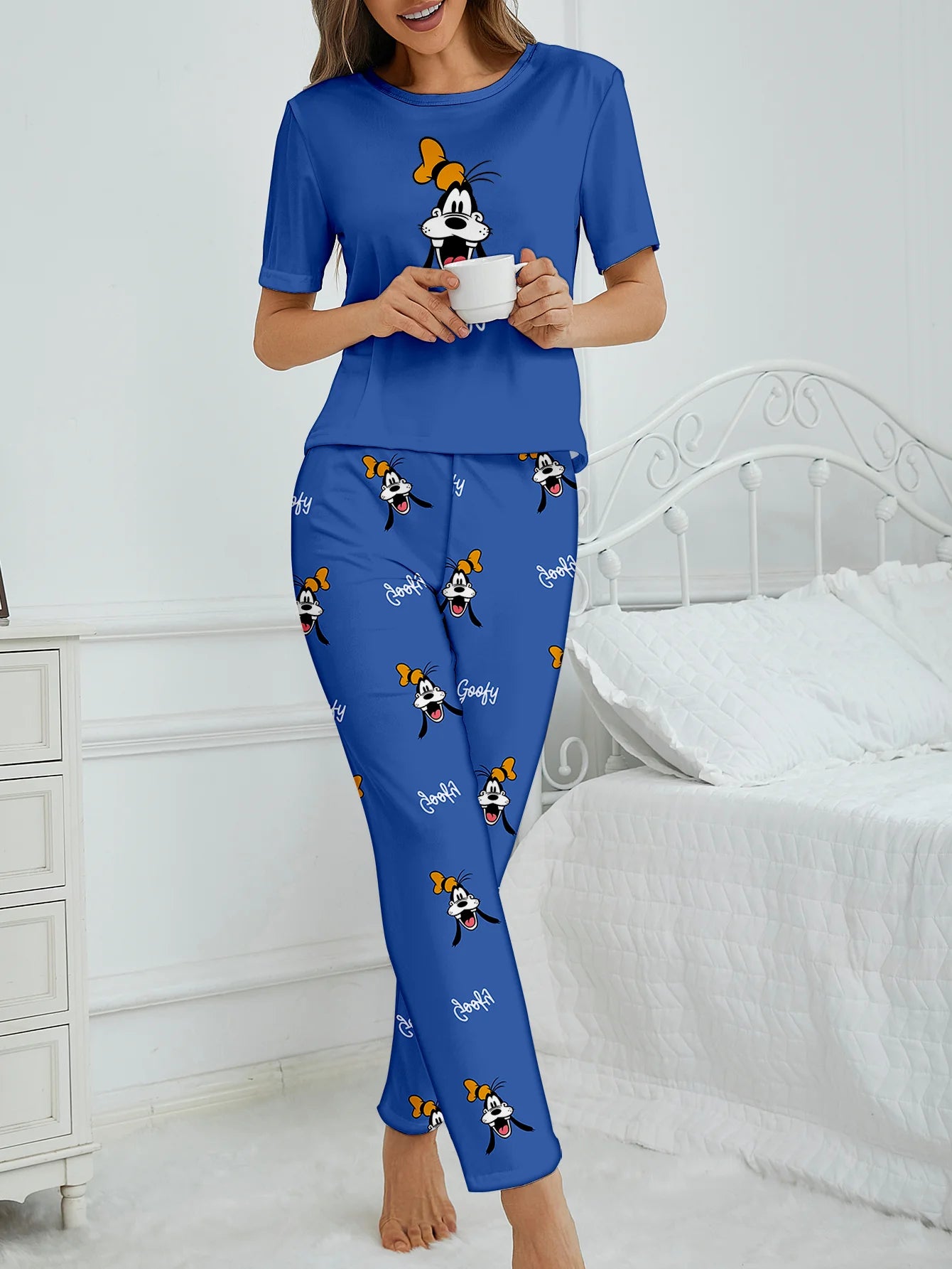 Women's 2-piece Disney Goofy Cute Cartoon Pattern Short sleeved Top and Pants Nightwear Home Clothes