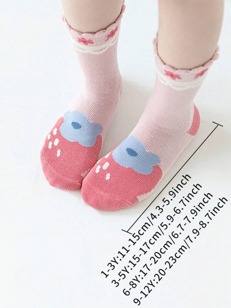 5 Pairs of Girls' Socks That Can Be Worn in Spring and Summer, Strawberry Autumn and Winter Baby Socks, Soft Mid-calf Socks