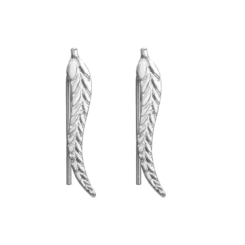 Vintage Golden Leaf Stud Earrings – Feather Design