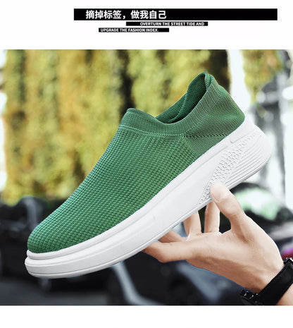 Outdoor Super Light Men Sneakers Fashion Breathable Running Sport Shoes Quality Slip-on Unisex Athletic Footwear 2022 Hot Sale