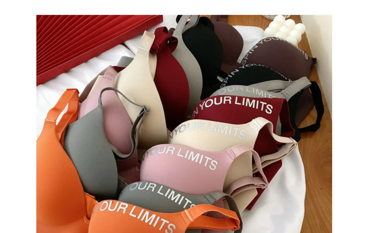 Seamless Push Up Bra - Women's One-Piece Wire Free Bra with Adjustable Straps - ZOOMNSTORE