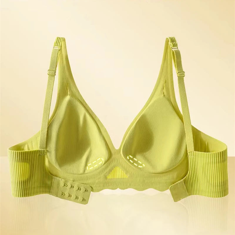 Seamless Women's Bra - Wire Free Push Up Striped Design With Adjustable Straps - ZOOMNSTORE
