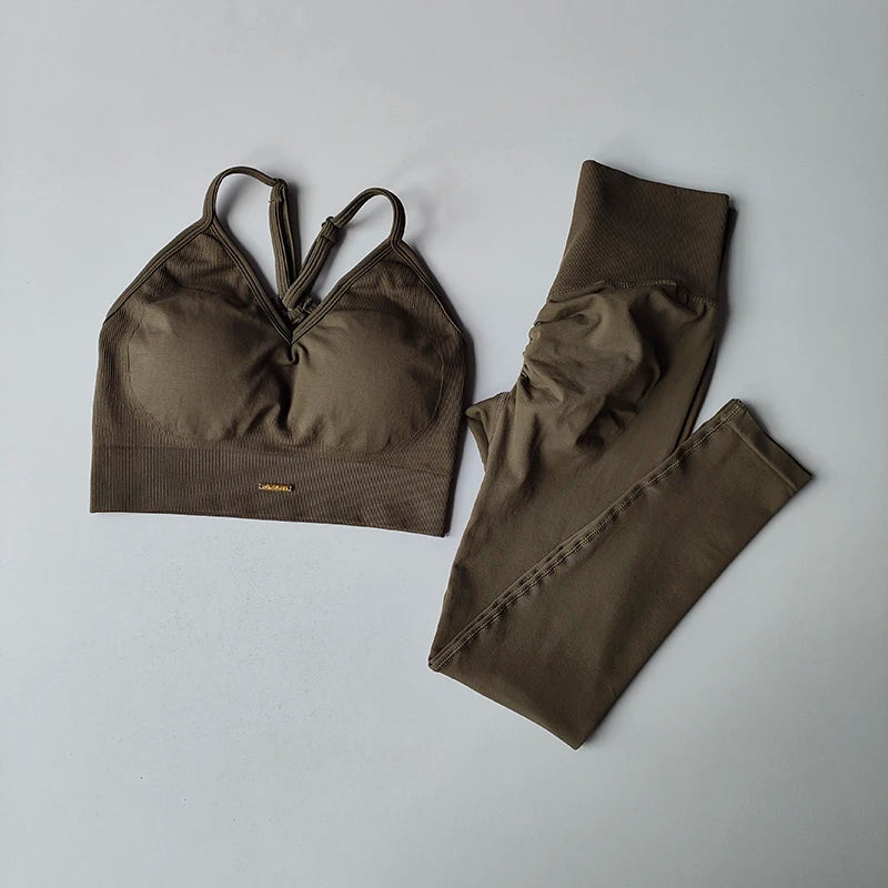 Seamless Hip Lifting Yoga Set - Womens V-neck Bra  Quick-Dry Leggings - ZOOMNSTORE