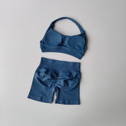 Seamless Yoga Suit - Women's Gym Clothes Halter Sports Bra & Impact Shorts Set - ZOOMNSTORE