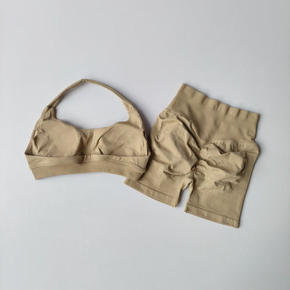 Seamless Yoga Suit - Women's Gym Clothes Halter Sports Bra & Impact Shorts Set - ZOOMNSTORE