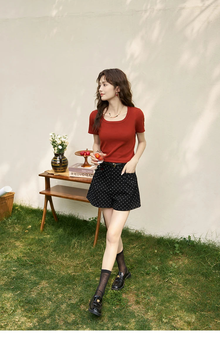 Women's Square-Neck T-Shirt – Elegant Cotton Short-Sleeve Top