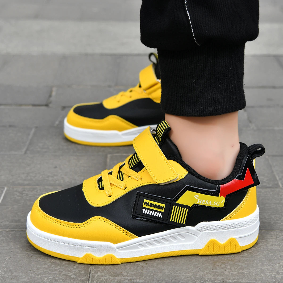 Kids Sneakers Cartoon Casual Shoes Boys Comfortable Sports Shoes Outdoor Nonslip Tennis Shoes Children Lightweight Running Shoes