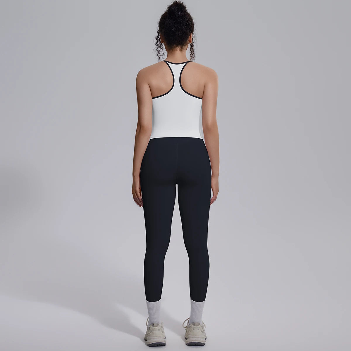 Quick Drying Legging Outdoor Running Yoga Set for Womans High Waisted Push Up Female Pants Gym Sexy Beautiful Back Vest Yoga Set
