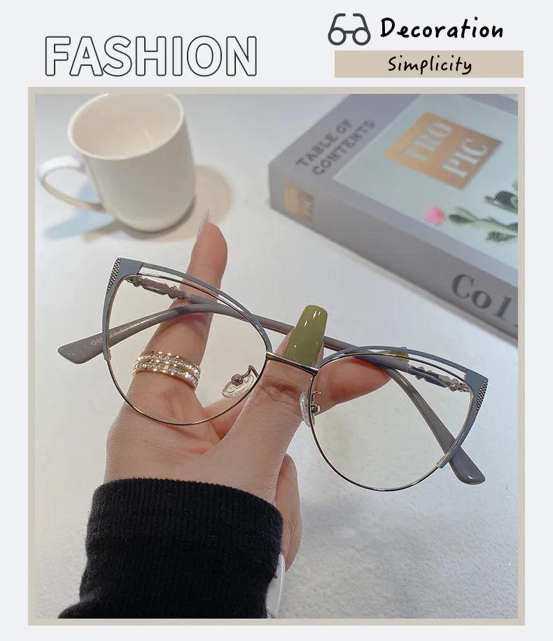 New Brand Design Retro Lady Cat Eye Frame Photochromic Anti Blue Light Computer Hyperopia Women Reading Glasses Degrees 0 to +6