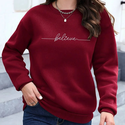 Women's Casual Heart Print Pullover Sweatshirt Geometric Design Long Sleeve Round Neck Machine Washable Regular Fit for Autum
