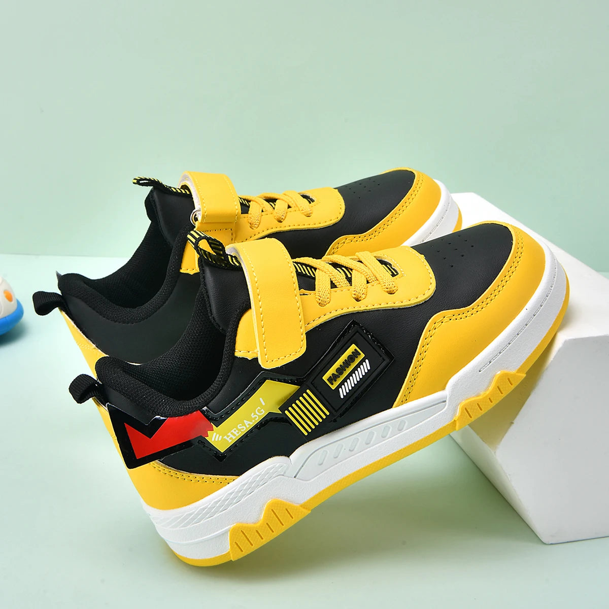 Kids Sneakers Cartoon Casual Shoes Boys Comfortable Sports Shoes Outdoor Nonslip Tennis Shoes Children Lightweight Running Shoes