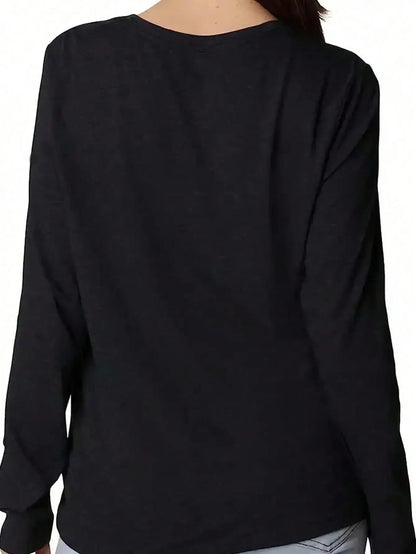 Women's Long-Sleeved Loose Round-Neck Top Elegant Solid Color Polyester Knitted T-Shirt Autumn and Winter Fashion Heart Pattern