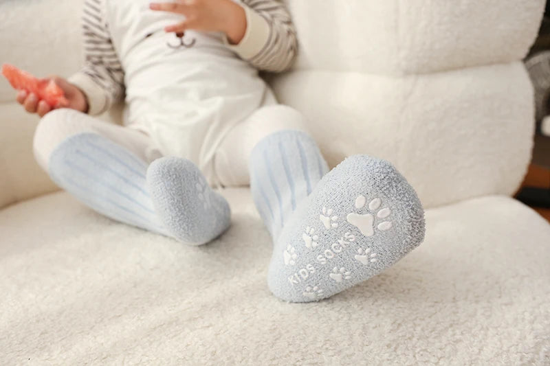 Kids Socks Thick Cold Winter Socks Super Warm Baby Snow Socks Christmas Gifts Coral Fleece Silicone Non-slip Floor Socks