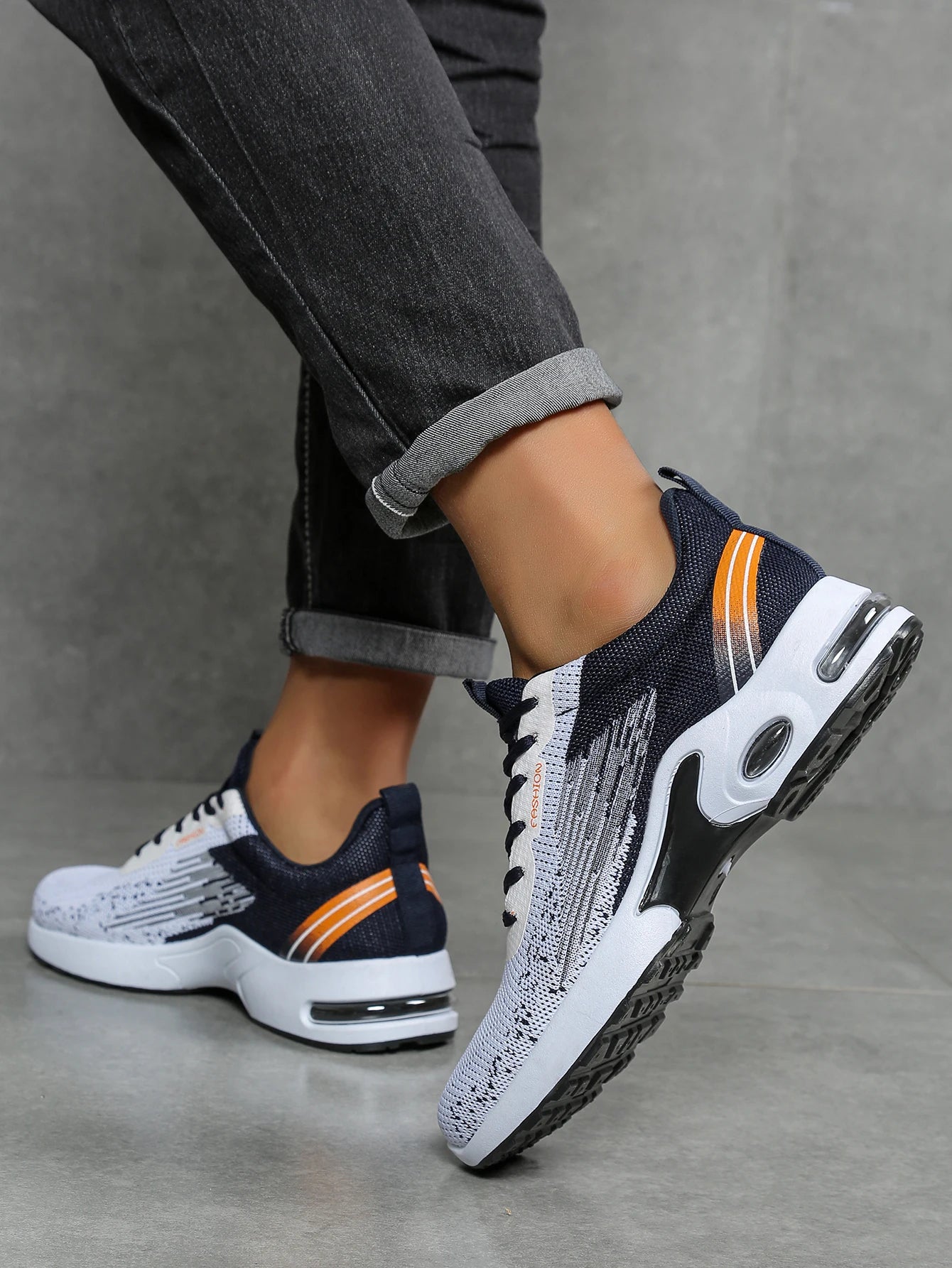 ZOOMNSTORE