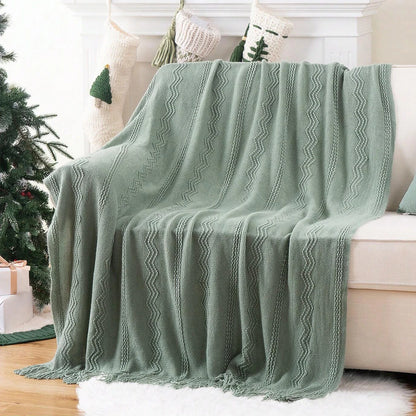 Caramel Knit Throw Blanket - Lightweight Plaid Blanket for Couch and Bed