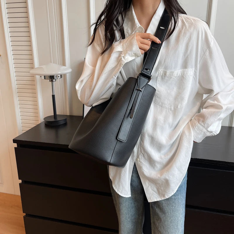 Leather Shoulder Bag - Small Solid Color Korean Fashion Baguette Style Purse