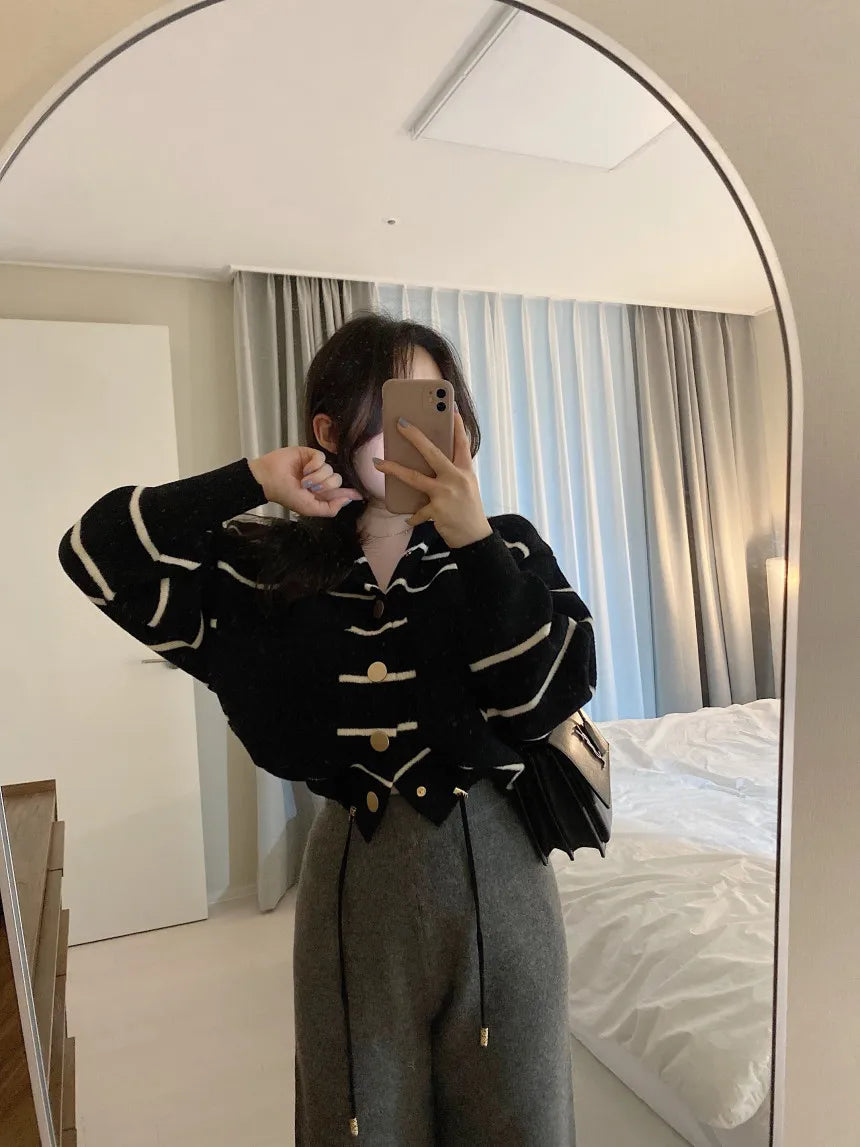 Loose Women's Knitted Cardigan Coat with Big Pockets Striped Splicing Drawstring Hem Single Buttoned Open Front Sweater