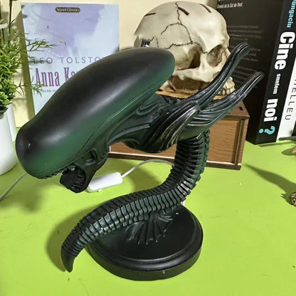 〔CC55〕Unique Alien Creature Lamp Stand, Bedroom Home Decorative Lamps, Resin Decoration Items Ornaments, Two Styles Optional,1pc