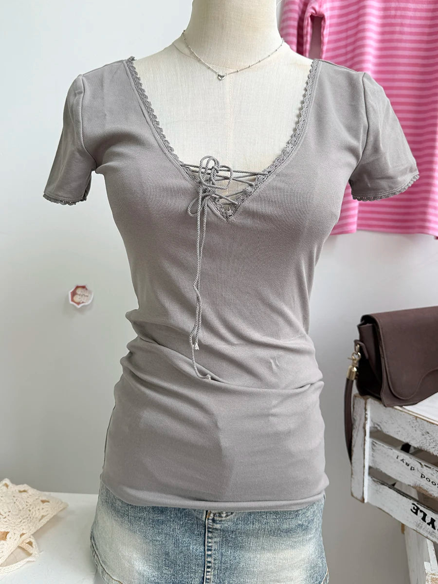 Beige Lace Trim Long Sleeve Tees Women Autumn New Streetwear Cotton Slim Sexy V-neck Lace-up Tops Sweet Simple Chic T-shirts Y2K