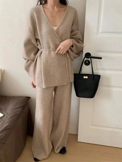 [EWQ] Fashion V-neck Long Sleeve Lace Up Sweater And High Waist Trousers Casual Women Knit Set Clothing 2025 Autumn New 16O1719
