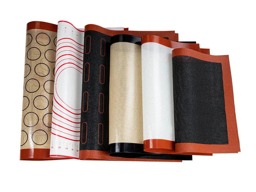 Silicone Baking Mats - Leak-Proof Heat Resistant Mats With Corner Snap Buttons - ZOOMNSTORE
