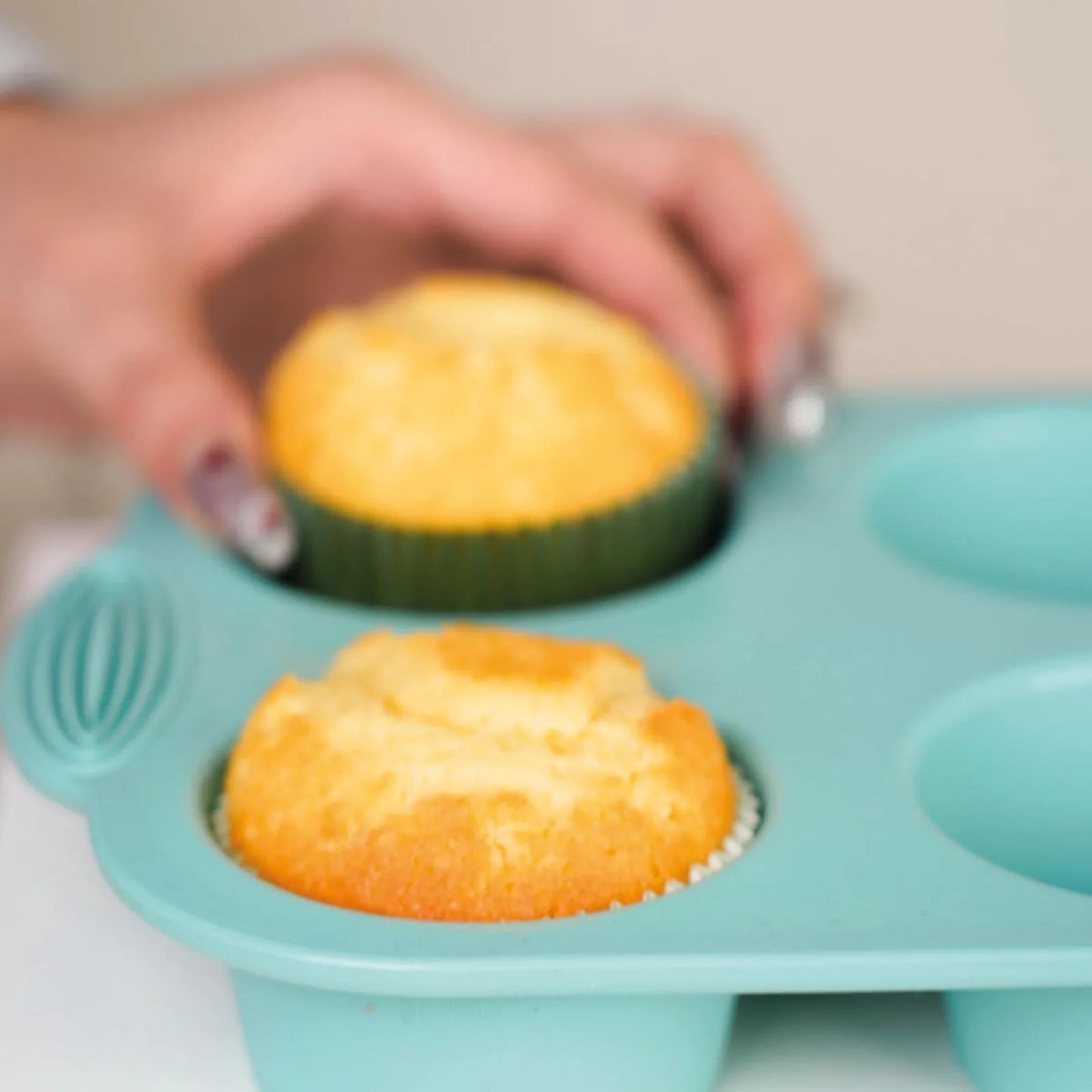 Silicone Muffin Tray with 6 Cups | Easy Clean Nonstick Muffin Mold for Cupcake & Cake Baking - ZOOMNSTORE