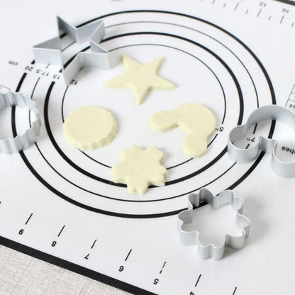 Silicone Rolling Mat For Pastry - Heat Resistant, Flexible Baking Surface Protector - ZOOMNSTORE