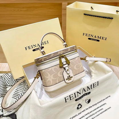 Minimalist Small Handbag - Fashionable Crossbody Bag for Women - ZOOMNSTORE