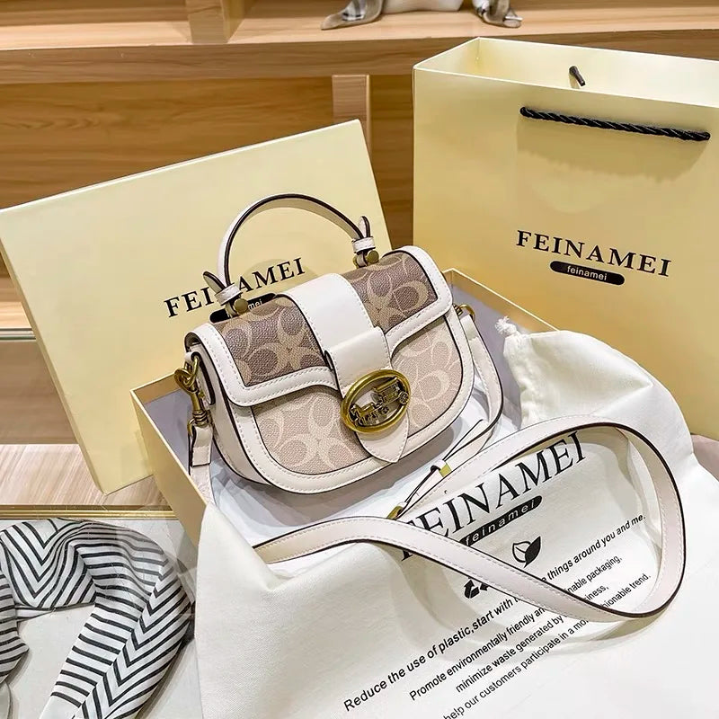 Minimalist Small Handbag - Fashionable Crossbody Bag for Women - ZOOMNSTORE