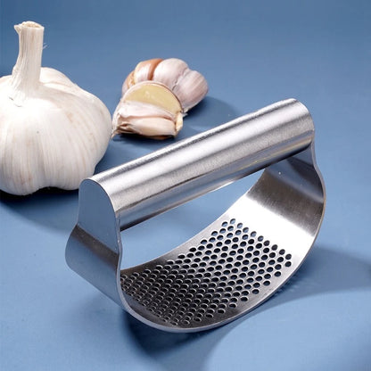 Stainless Steel Garlic Press | Manual Garlic Crusher & Ergonomic Squeezer - ZOOMNSTORE
