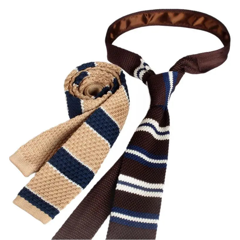 Narrow Striped Knitted Necktie for Men - Retro Korean Style Casual Cravat Accessory - ZOOMNSTORE