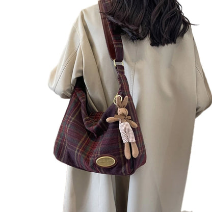 Stylish Crossbody Bag - Trendy Sling Purse for Men and Women - ZOOMNSTORE