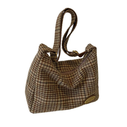 Stylish Crossbody Bag - Trendy Sling Purse for Men and Women - ZOOMNSTORE