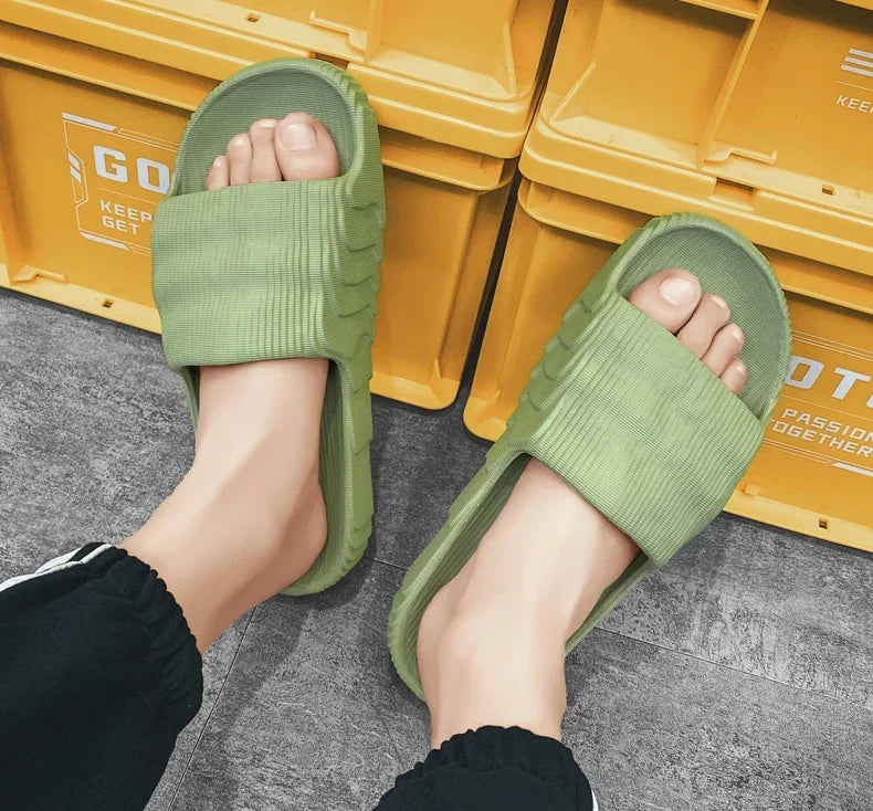 Couple Summer Indoor Slippers - Soft Skid-Proof Bathroom Flip Flops - ZOOMNSTORE