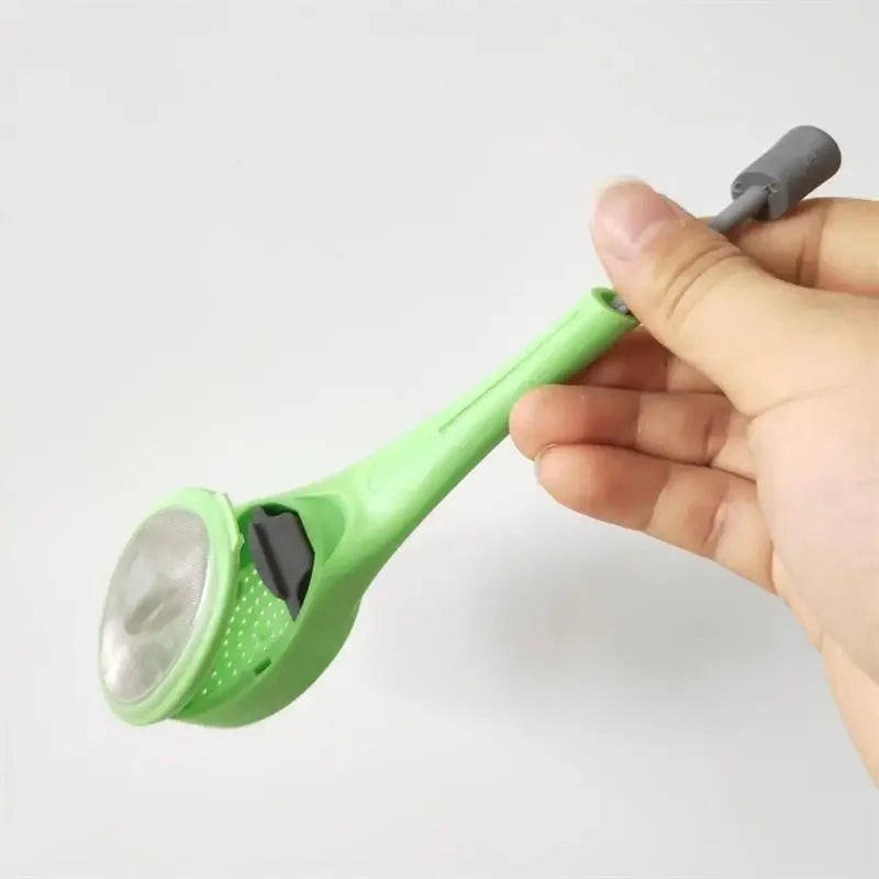 Tea Infuser Plunger - Reusable Plastic Tea Steeping Tool with Loose Leaf Strainer - ZOOMNSTORE