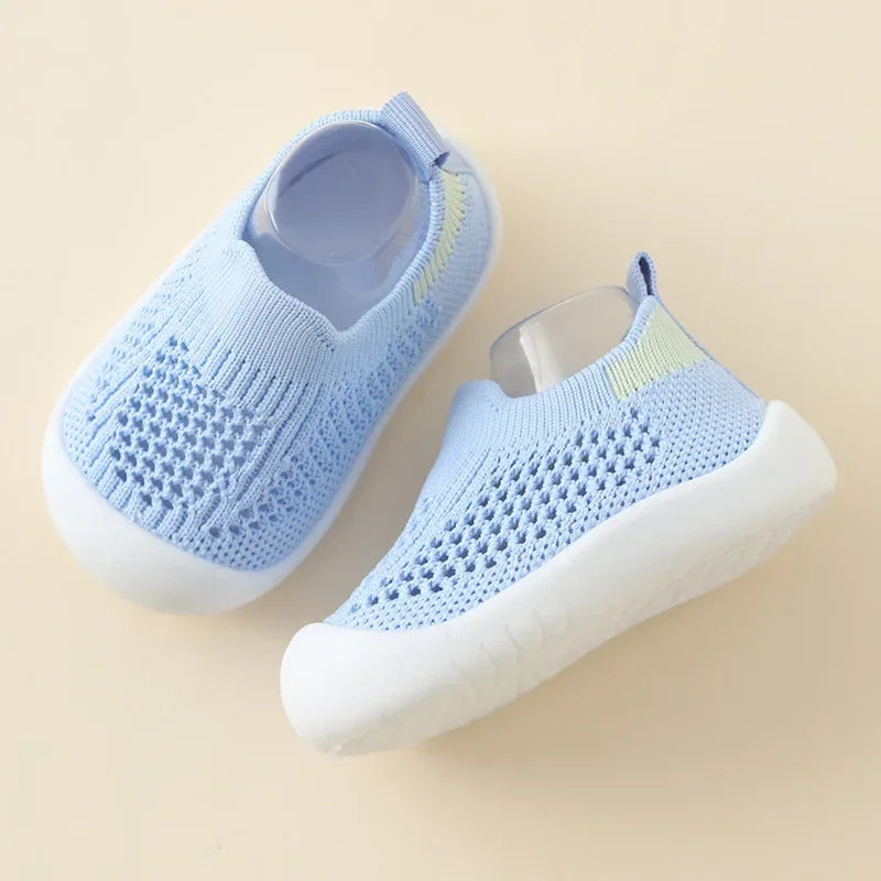 Breathable Knitted Toddler Sneakers - Boys  Girls Slip-On Casual Shoes - ZOOMNSTORE