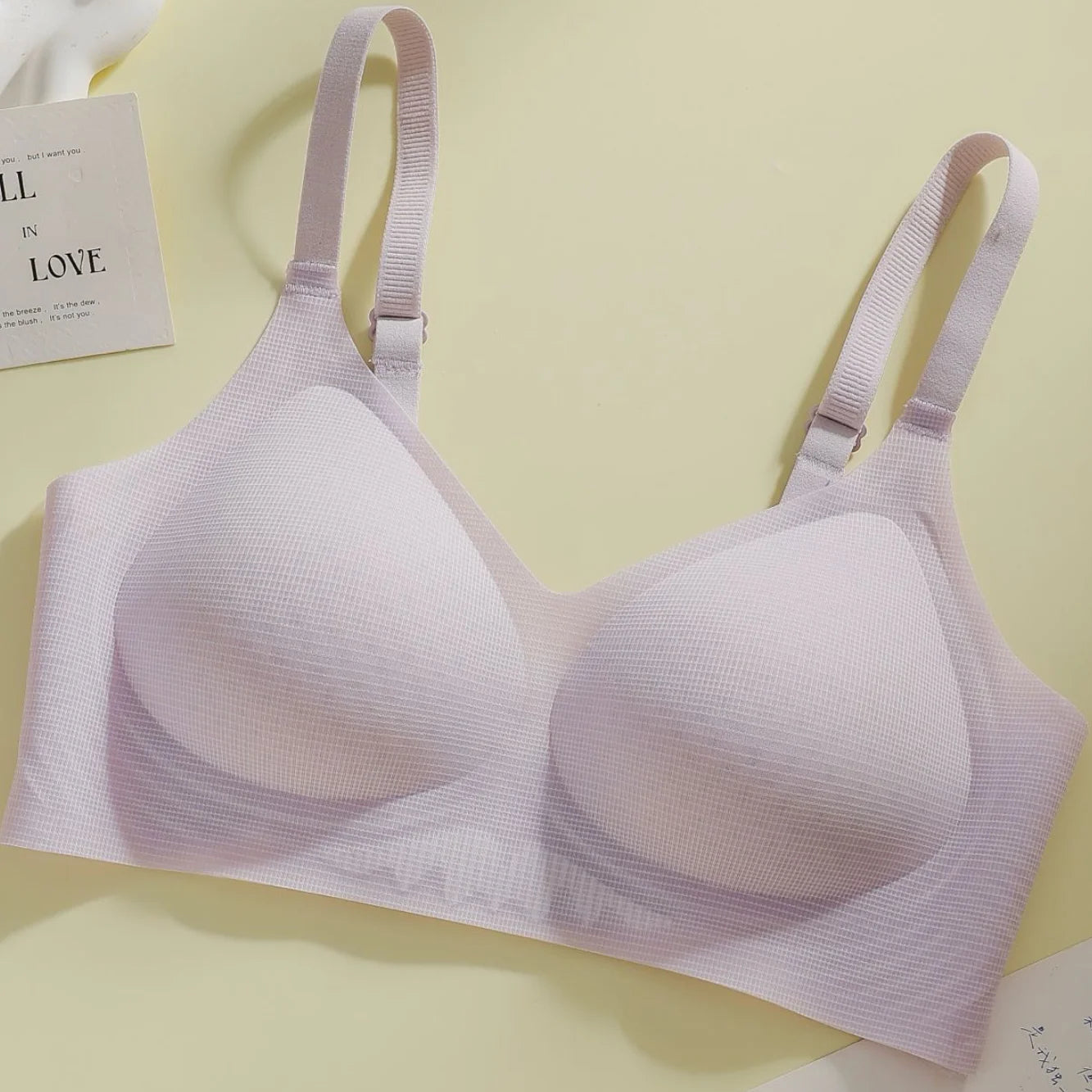 Underwire Bra - Seamless V-Neck Gathering Support, Comfortable Women's Lingerie - ZOOMNSTORE