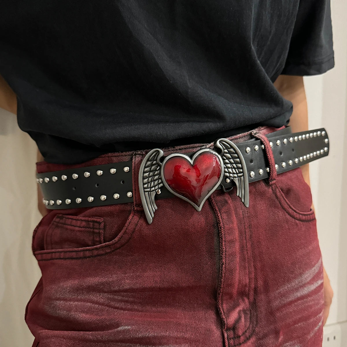 Unisex Goth Jeans Belt - Y2K Fashion Red Heart Rivet Punk Accessory - ZOOMNSTORE