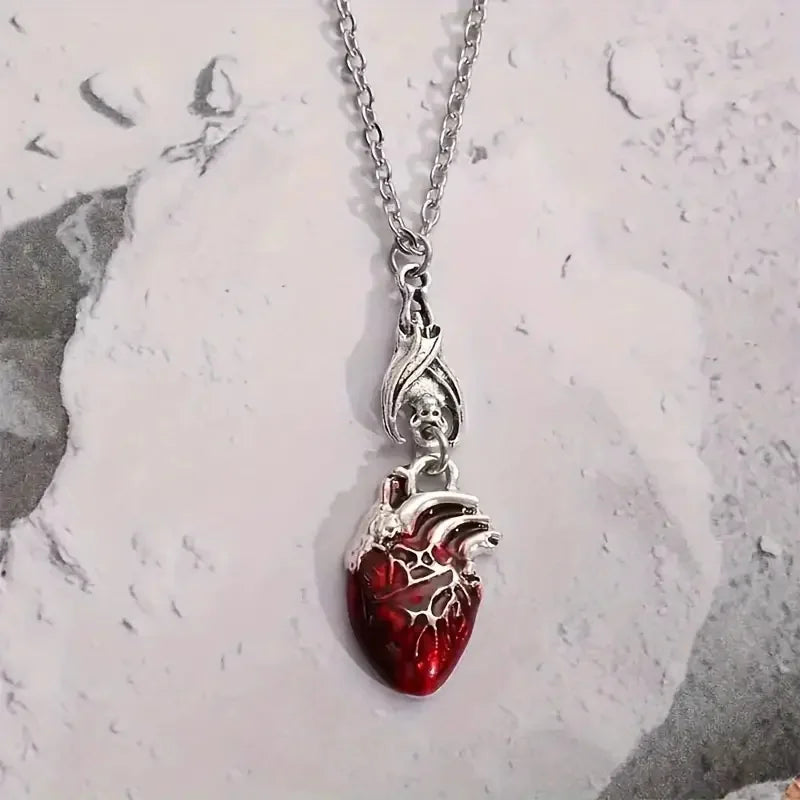 Gothic Vampire Bat Bloody Heart Pendant Necklace Fashionable Pagan Witch Jewelry Anatomy Heart Halloween Accessories Gift - ZOOMNSTORE