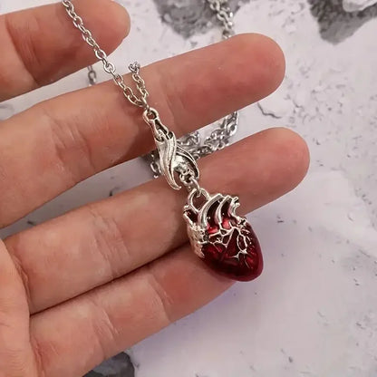Gothic Vampire Bat Bloody Heart Pendant Necklace Fashionable Pagan Witch Jewelry Anatomy Heart Halloween Accessories Gift - ZOOMNSTORE