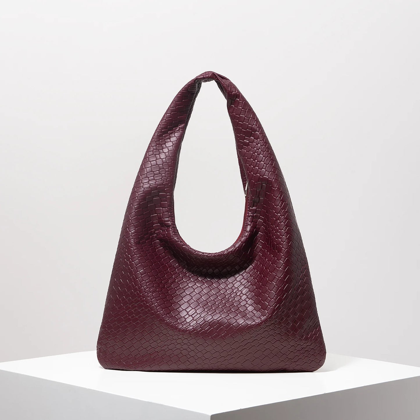 Vintage Leather Shoulder Bag - Large Capacity Women's Tote With Zipper Closure Purse - ZOOMNSTORE