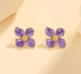 Vintage Stud Earrings – Hypoallergenic Gold Plated Flower Studs for Women’s Party - ZOOMNSTORE